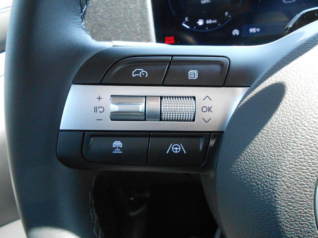 new 2025 Hyundai Tucson car, priced at $37,685