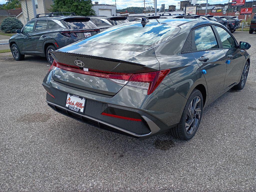 new 2025 Hyundai Elantra car, priced at $25,090