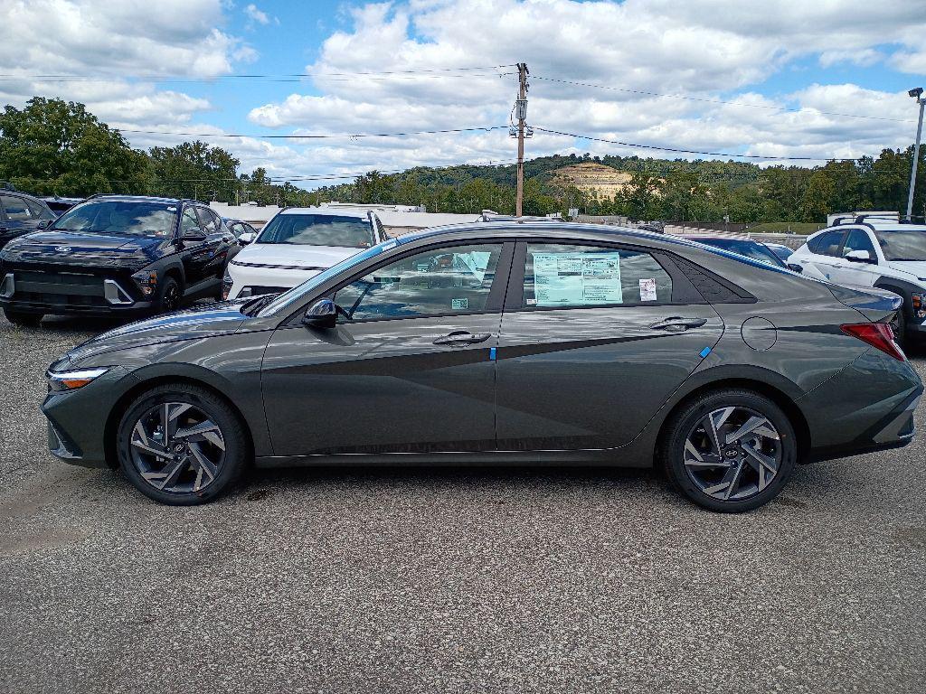 new 2025 Hyundai Elantra car, priced at $25,090