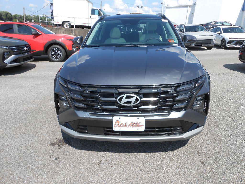 new 2025 Hyundai TUCSON Hybrid car, priced at $38,065