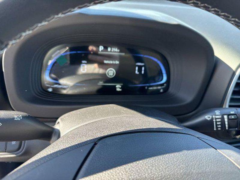 new 2025 Hyundai Venue car, priced at $24,175