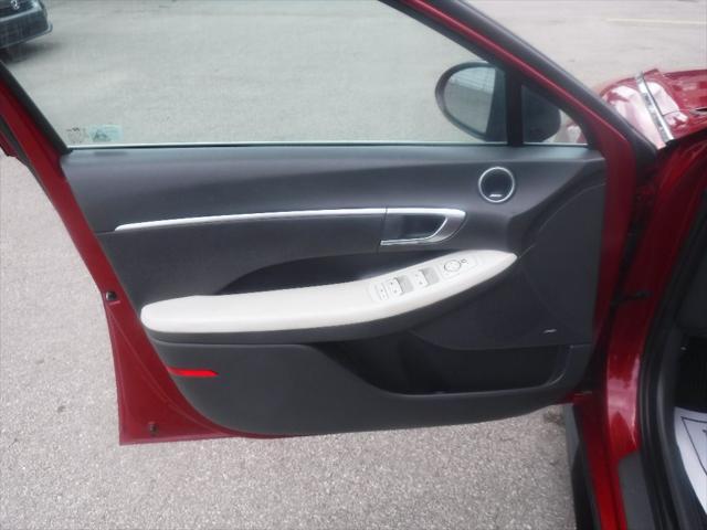 used 2023 Hyundai Sonata Hybrid car, priced at $24,329