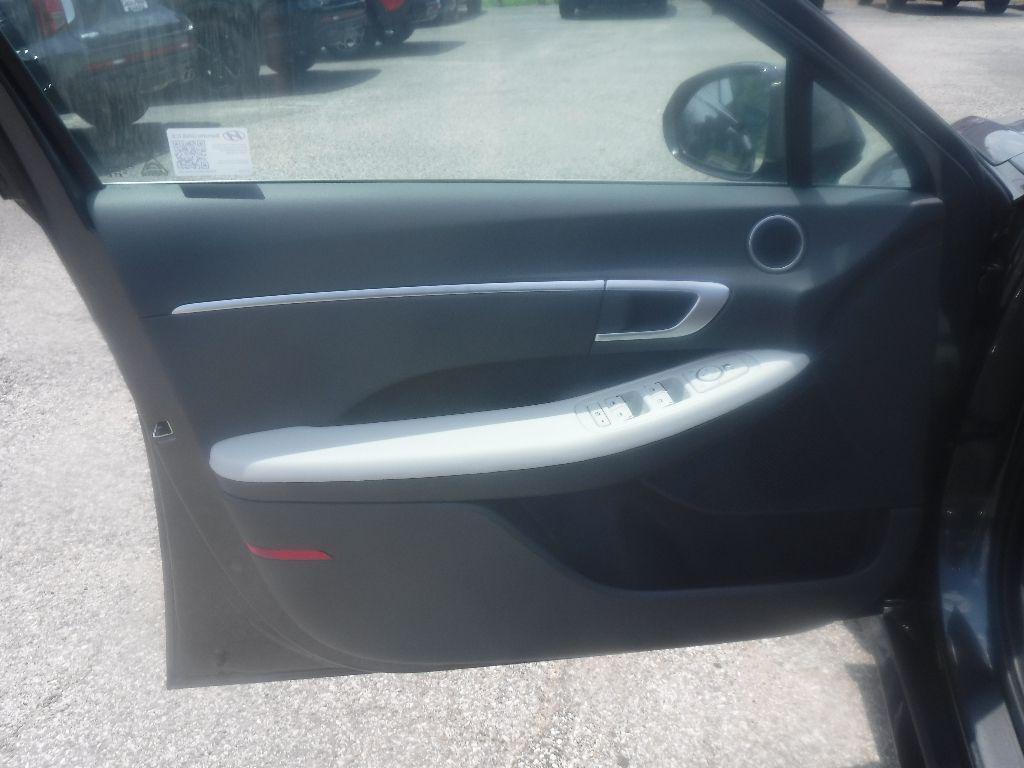 new 2025 Hyundai Sonata car, priced at $31,205