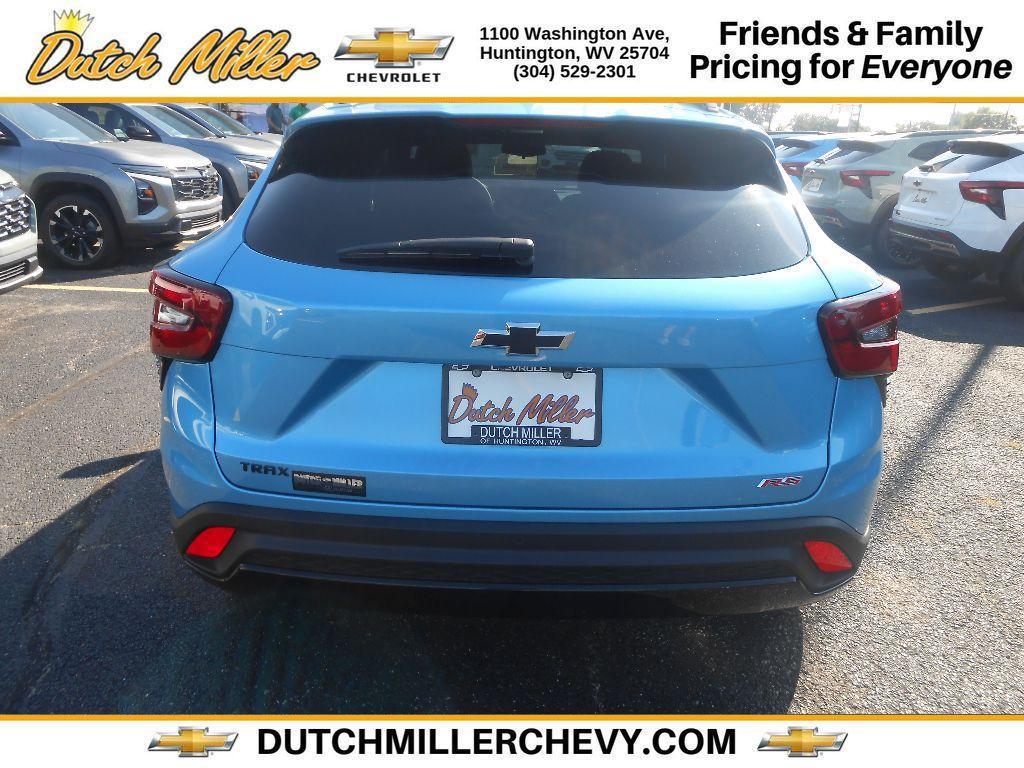 new 2025 Chevrolet Trax car, priced at $28,864