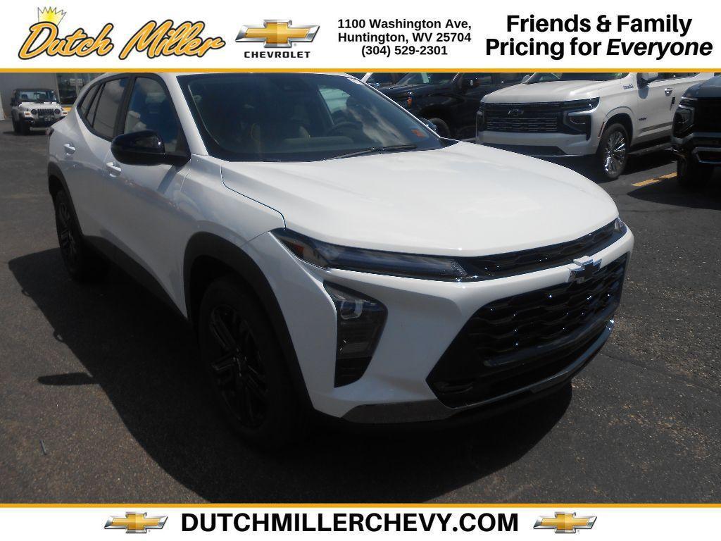 new 2025 Chevrolet Trax car, priced at $28,269
