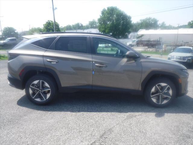 new 2025 Hyundai TUCSON Hybrid car, priced at $38,940