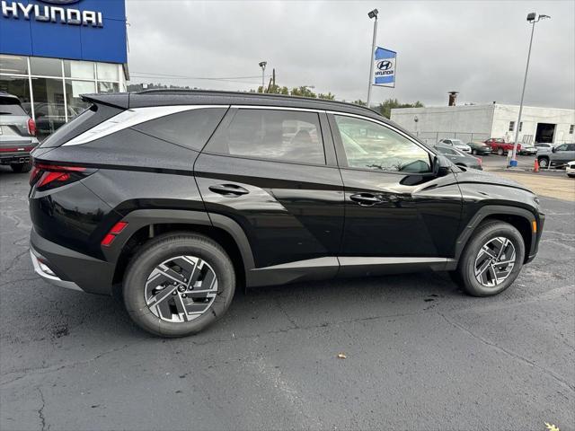 new 2025 Hyundai Tucson Hybrid car, priced at $34,188