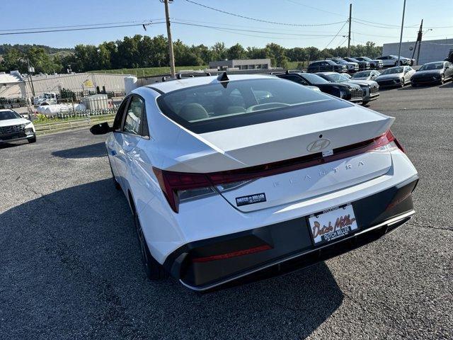 new 2024 Hyundai Elantra car, priced at $26,540