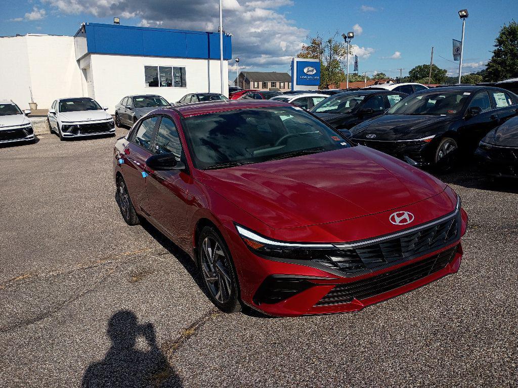 new 2025 Hyundai Elantra car, priced at $25,605
