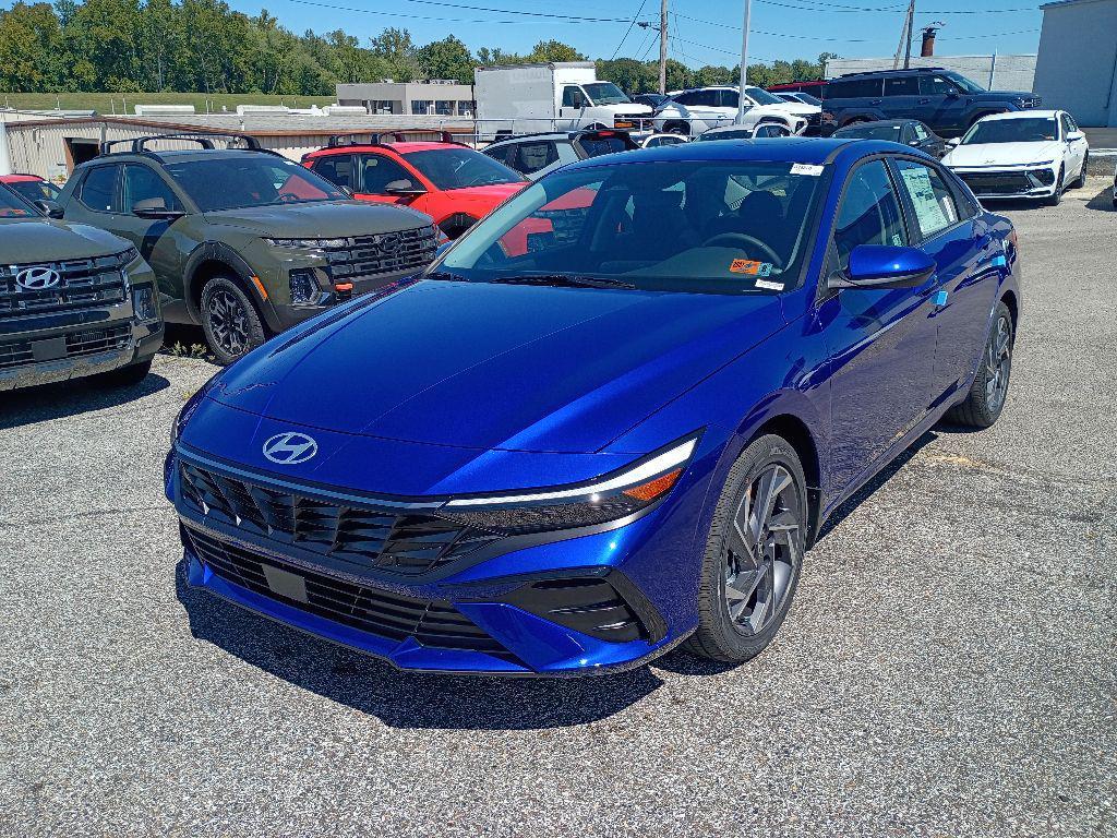 new 2025 Hyundai Elantra car, priced at $27,680