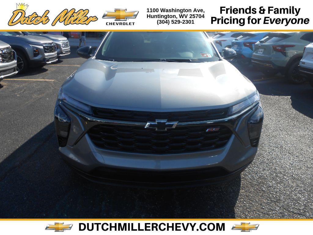 new 2025 Chevrolet Trax car, priced at $28,469