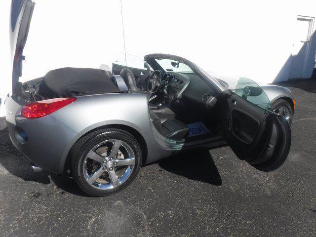 used 2006 Pontiac Solstice car, priced at $11,514