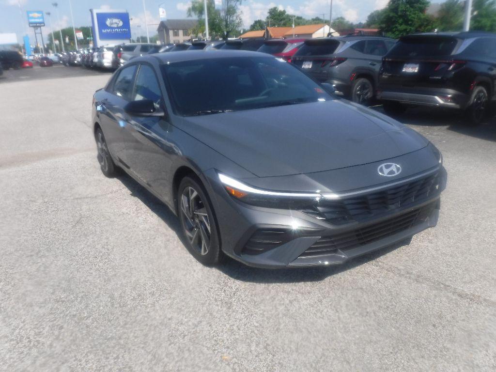 new 2025 Hyundai Elantra car, priced at $25,165