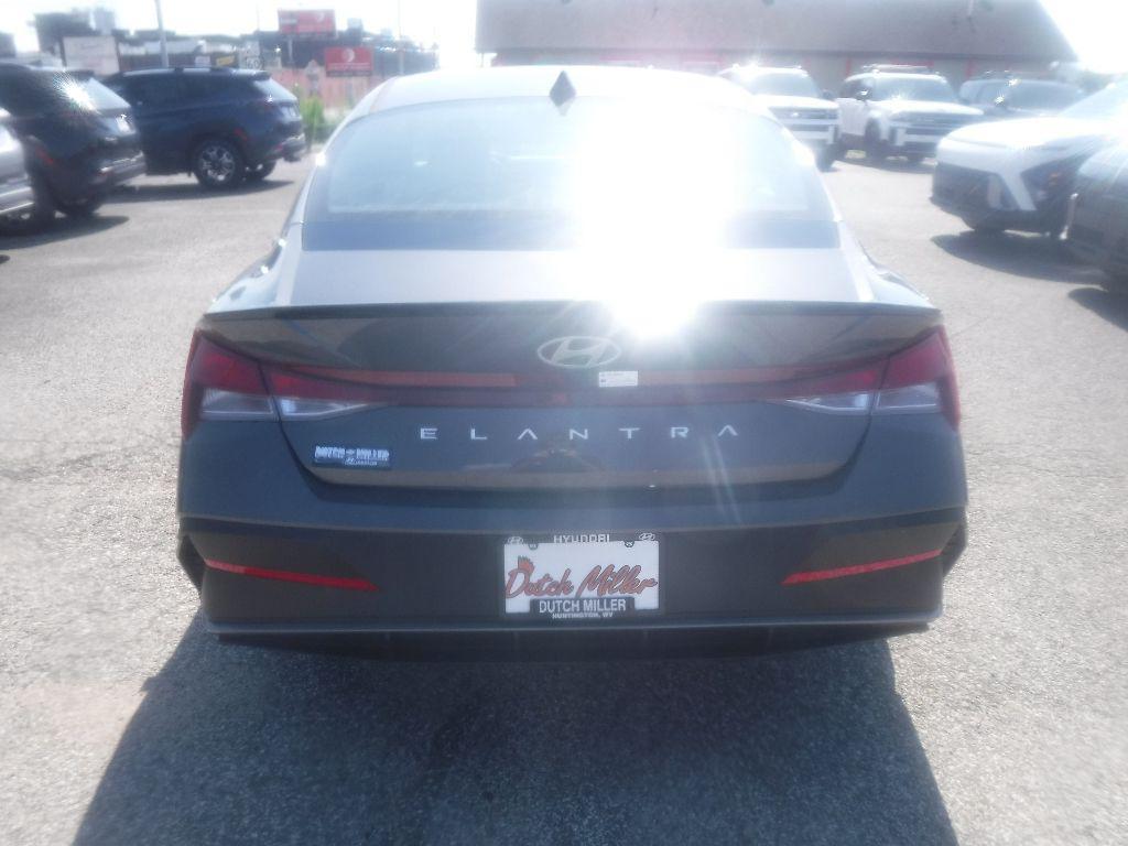 new 2025 Hyundai Elantra car, priced at $25,165
