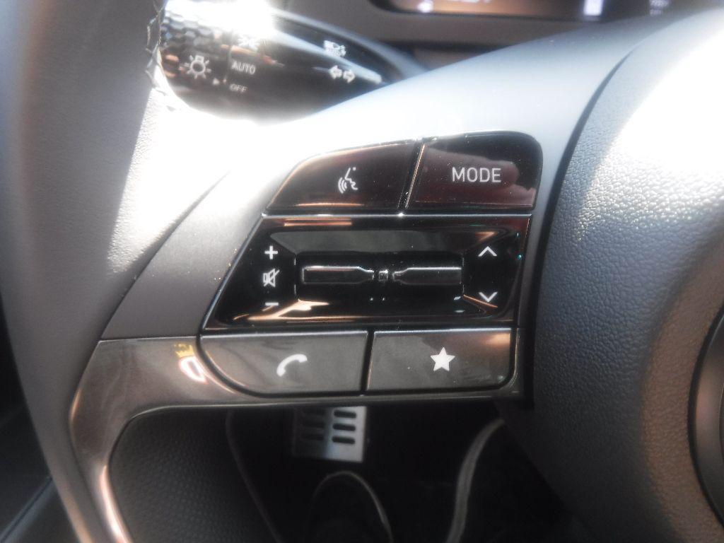 new 2025 Hyundai Elantra car, priced at $25,165