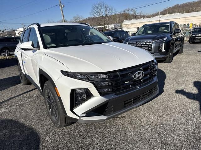 new 2025 Hyundai Tucson car, priced at $33,208