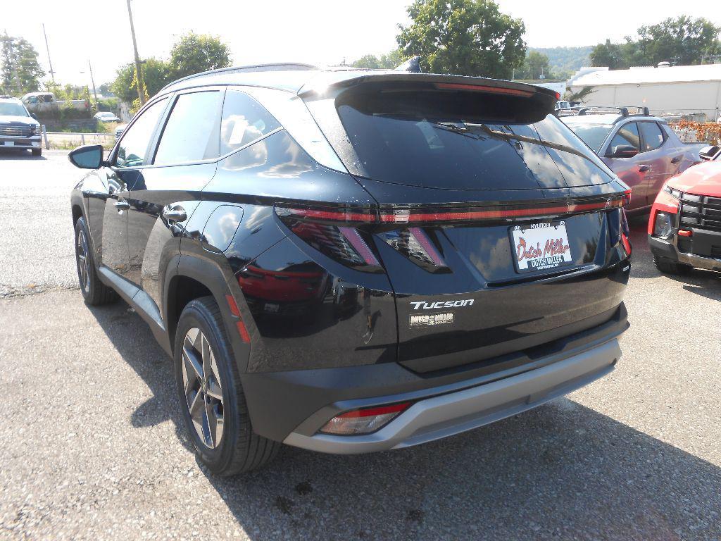 new 2025 Hyundai Tucson car, priced at $36,425