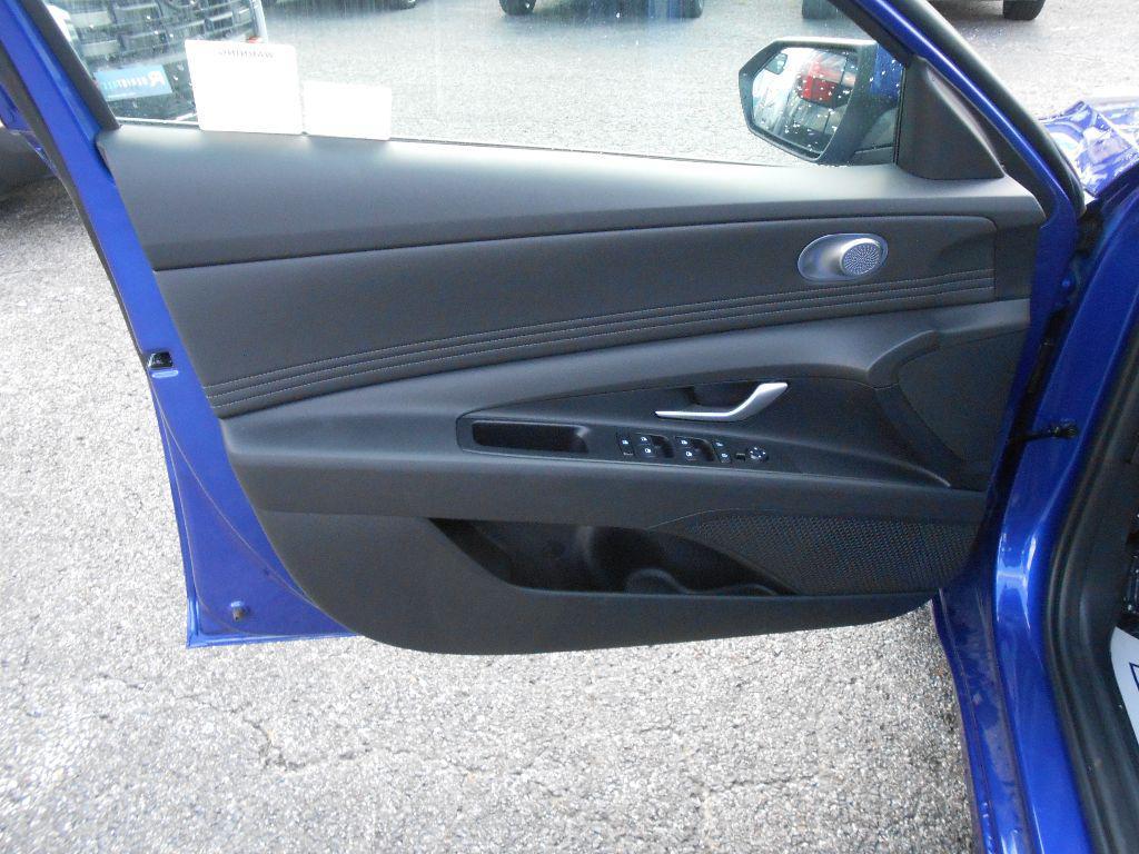 new 2025 Hyundai Elantra car, priced at $27,020