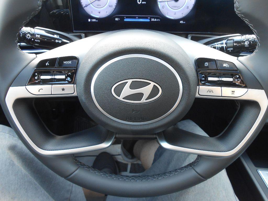 new 2025 Hyundai Elantra car, priced at $27,020