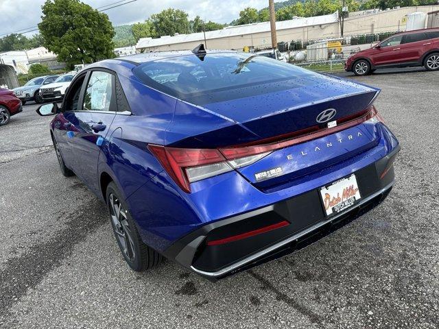 new 2024 Hyundai Elantra car, priced at $26,074