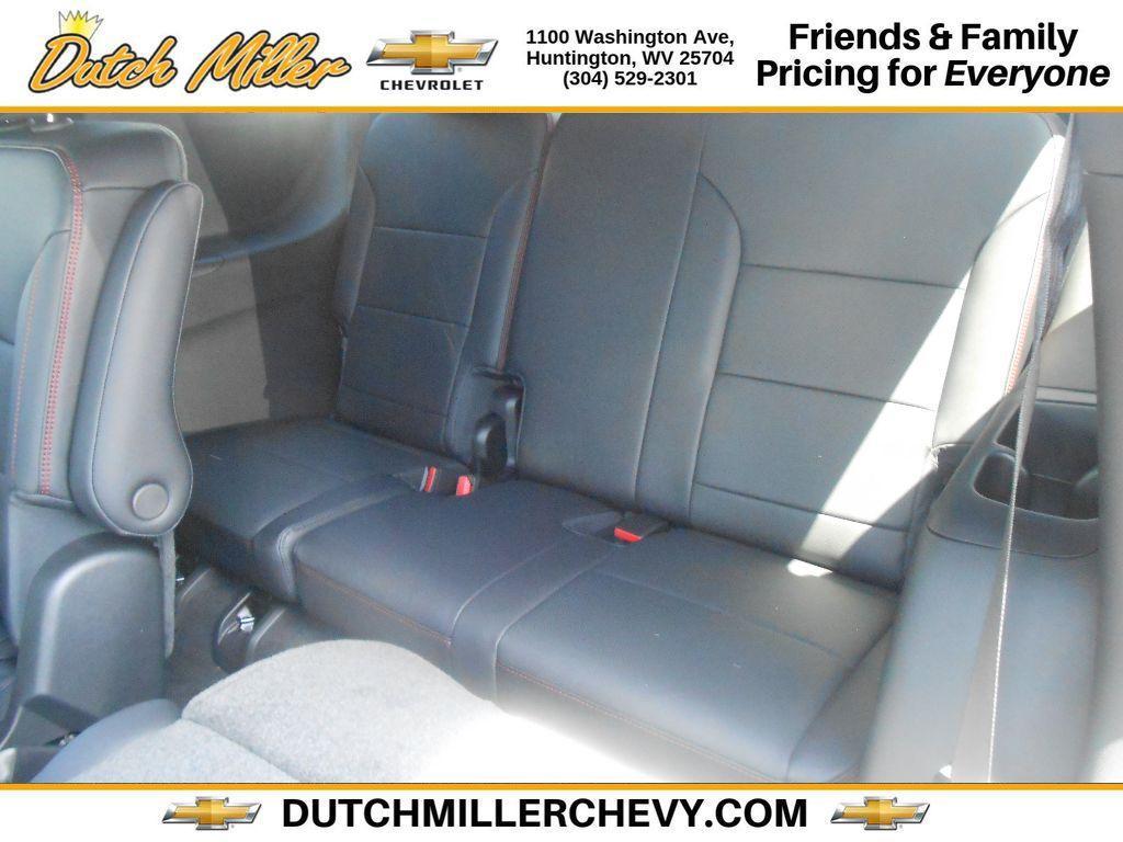 new 2026 Chevrolet Traverse car, priced at $60,084