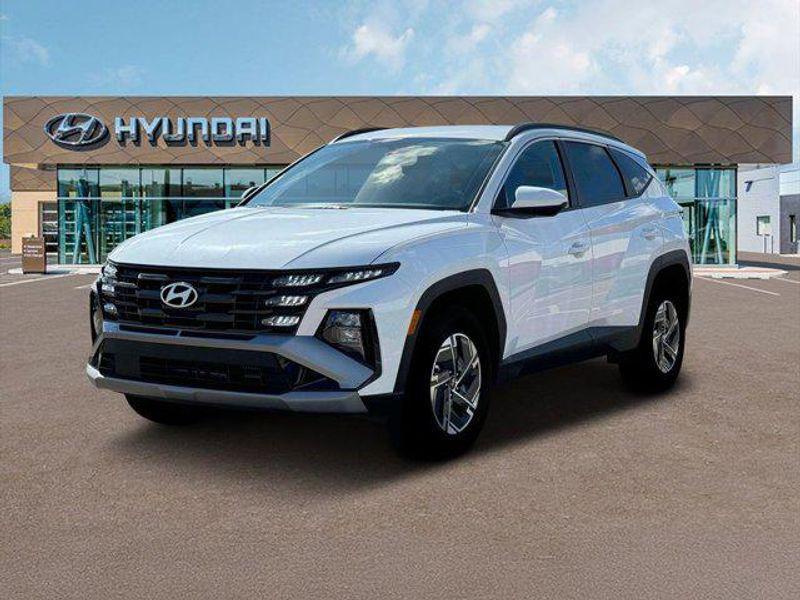 new 2025 Hyundai TUCSON Hybrid car, priced at $35,875