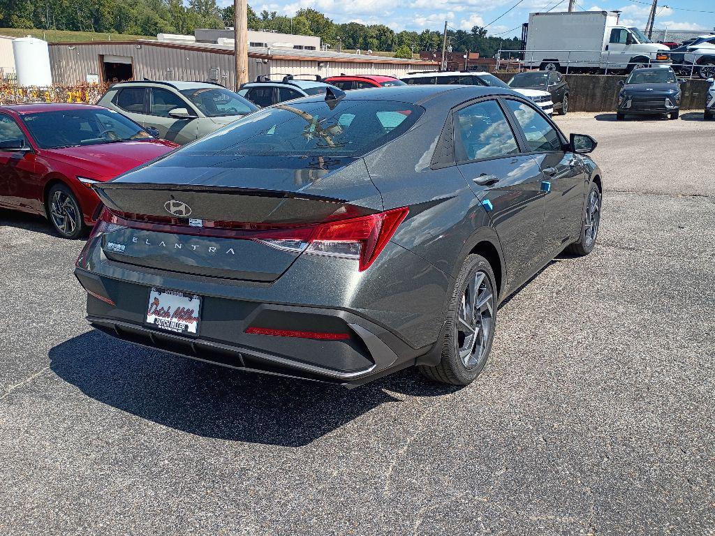 new 2025 Hyundai Elantra car, priced at $25,060