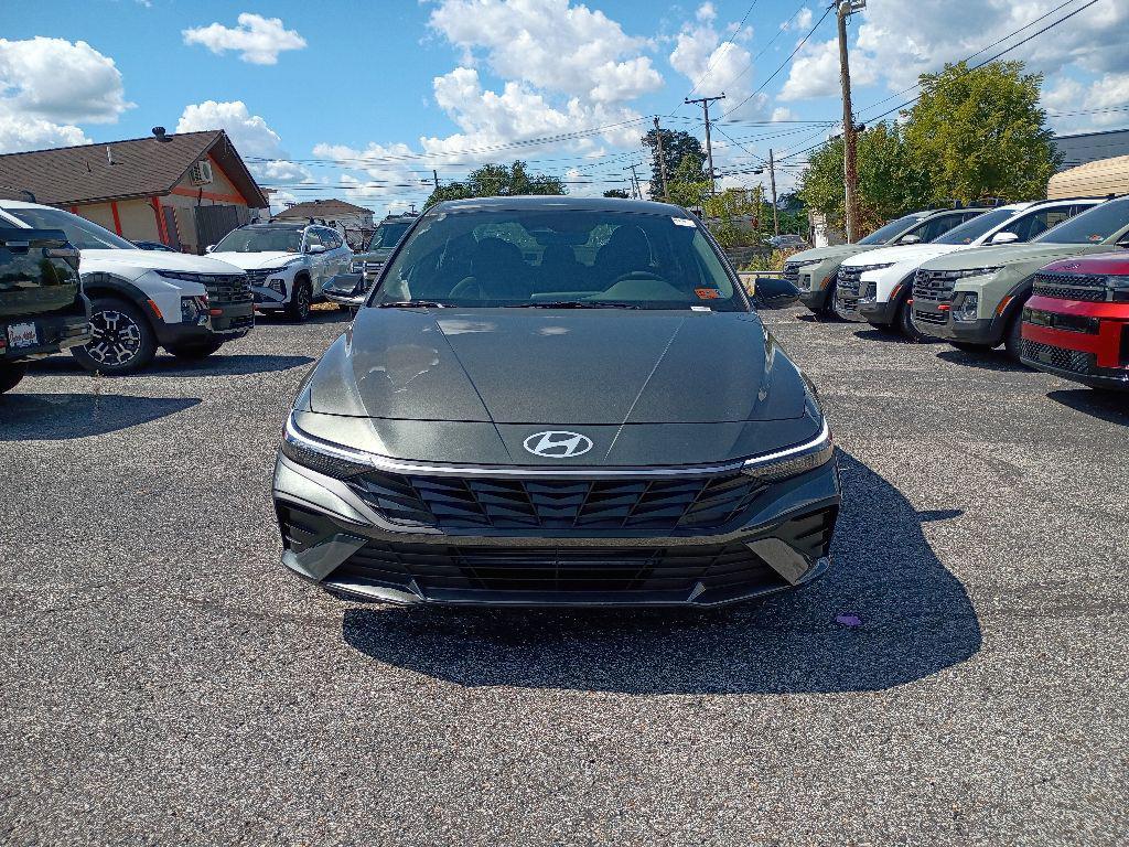 new 2025 Hyundai Elantra car, priced at $25,060