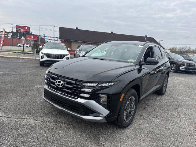 new 2025 Hyundai Tucson Hybrid car, priced at $34,140