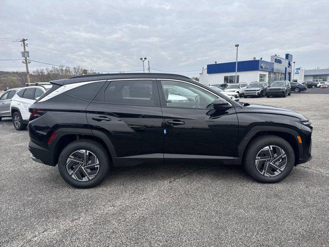 new 2025 Hyundai Tucson Hybrid car, priced at $34,140