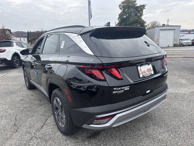 new 2025 Hyundai Tucson Hybrid car, priced at $34,140