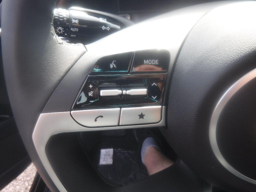 new 2025 Hyundai ELANTRA HEV car, priced at $31,630