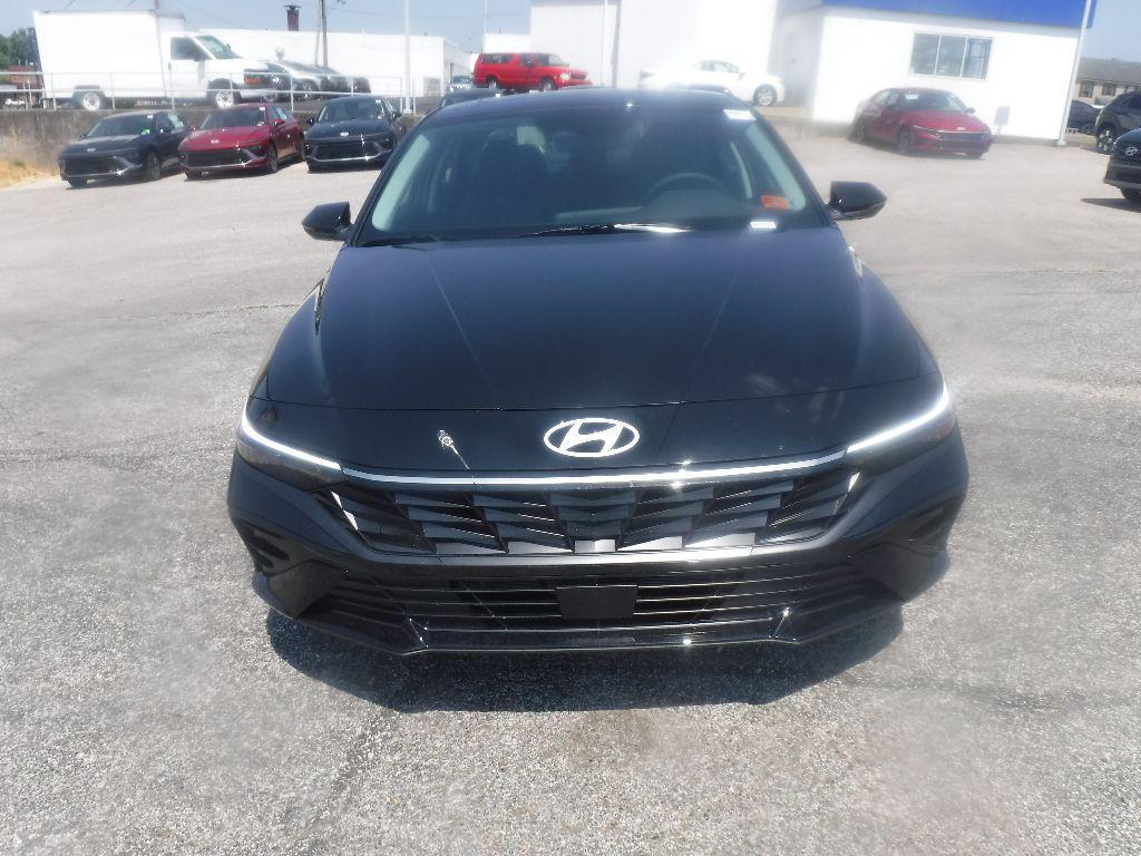 new 2025 Hyundai ELANTRA HEV car, priced at $31,630