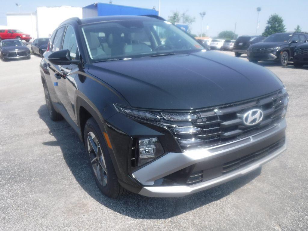 new 2025 Hyundai TUCSON Hybrid car, priced at $38,890