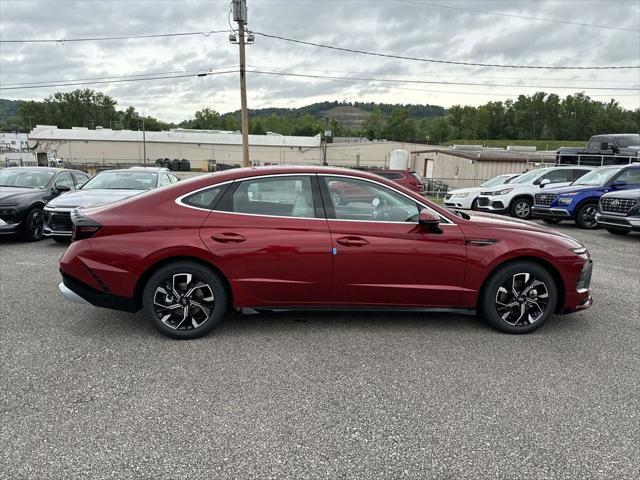 new 2024 Hyundai Sonata car, priced at $29,363