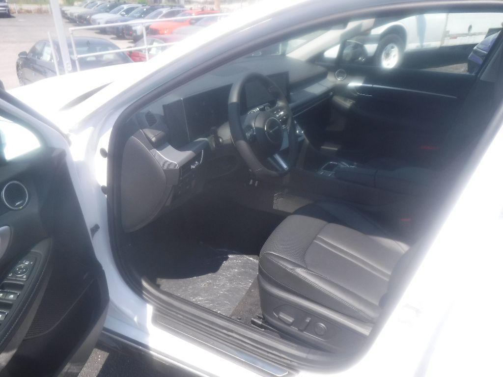 new 2025 Hyundai Sonata Hybrid car, priced at $39,660
