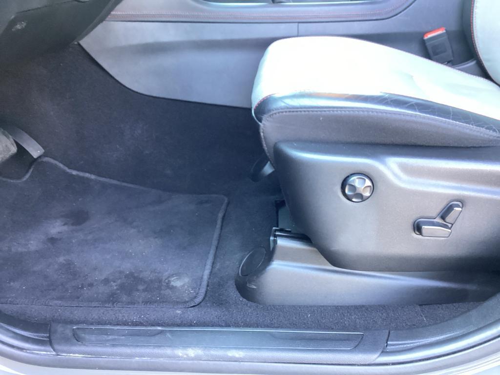 used 2024 Dodge Durango car, priced at $31,998