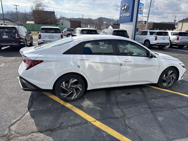 new 2025 Hyundai Elantra car, priced at $25,375