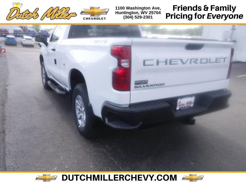new 2025 Chevrolet Silverado 1500 car, priced at $47,544