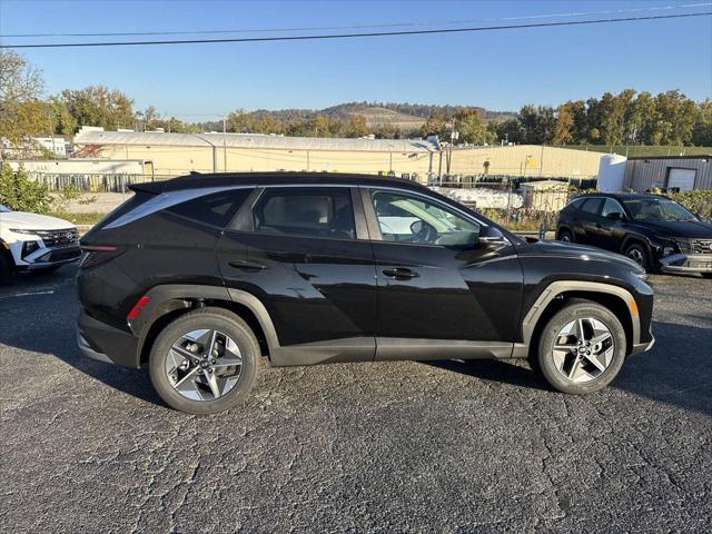 new 2025 Hyundai Tucson car, priced at $35,100