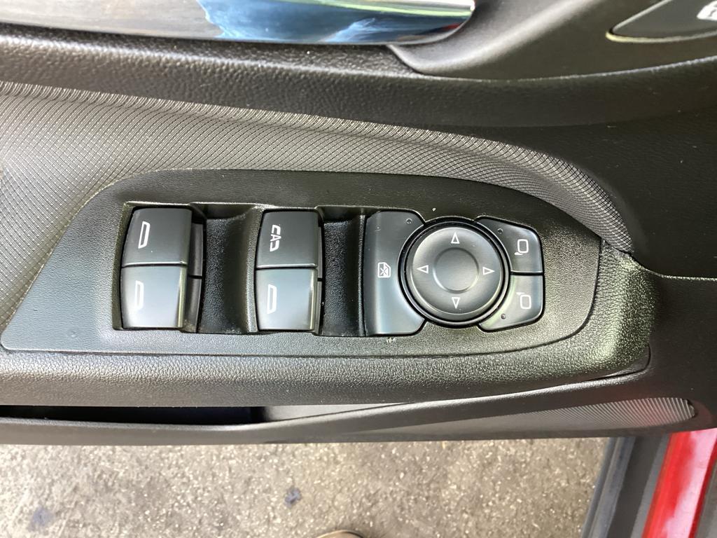 used 2024 Chevrolet Equinox car, priced at $20,600