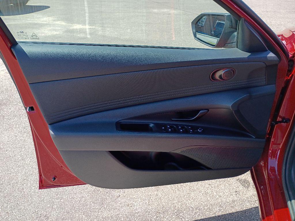 new 2025 Hyundai Elantra car, priced at $25,605