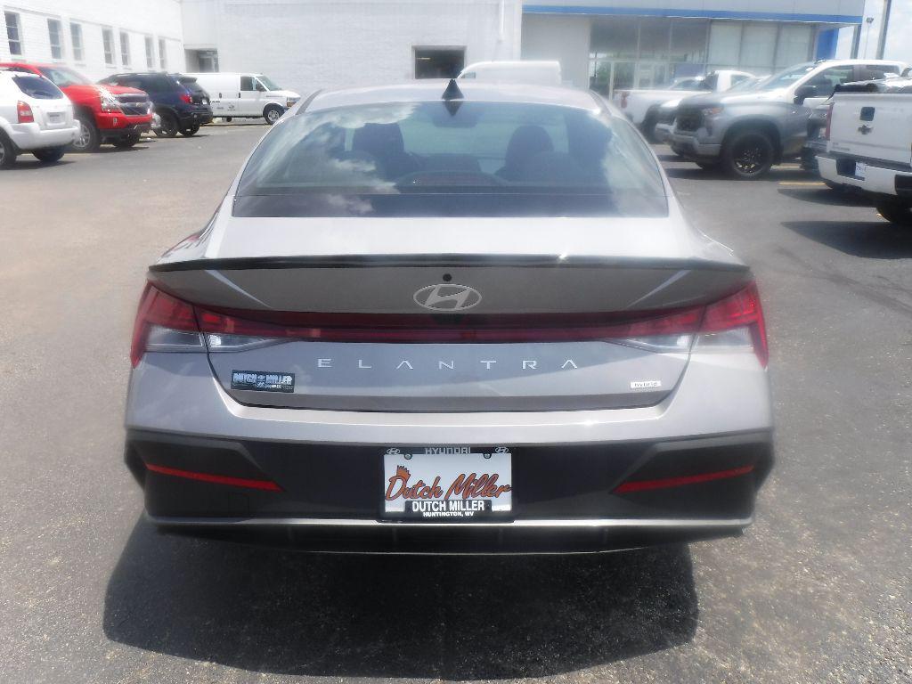new 2025 Hyundai ELANTRA HEV car, priced at $29,215