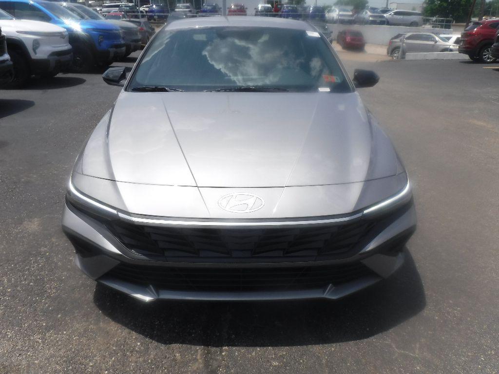 new 2025 Hyundai ELANTRA HEV car, priced at $29,215