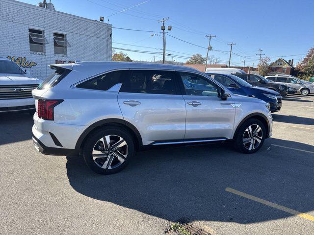 used 2022 Kia Sorento Hybrid car, priced at $29,991