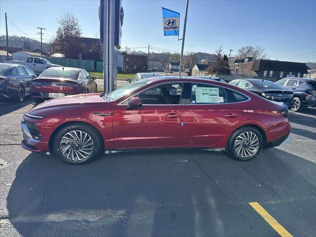 new 2025 Hyundai Sonata Hybrid car, priced at $32,321