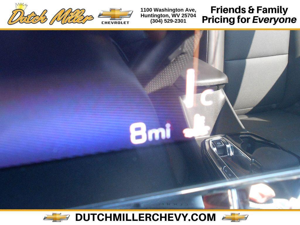 new 2025 Chevrolet Trax car, priced at $27,969