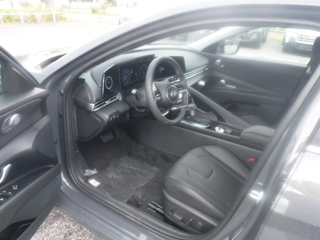 new 2025 Hyundai ELANTRA HEV car, priced at $31,590