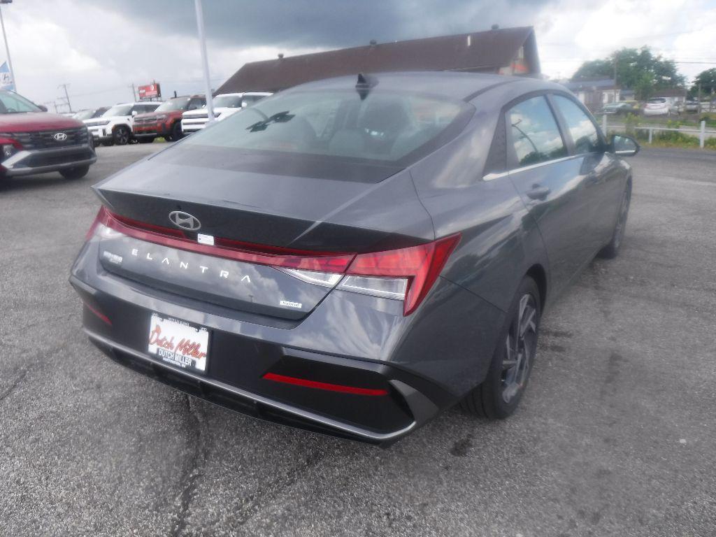 new 2025 Hyundai ELANTRA HEV car, priced at $31,590