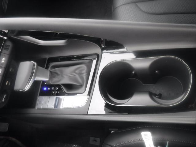 new 2025 Hyundai Elantra car, priced at $31,590
